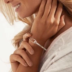 Dovetail Bangle -Silver Store BGL642 02