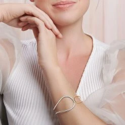 Silken Kiss Bangle -Silver Store BGL850 02