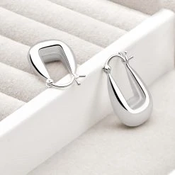 Bethan Hoops -Silver Store E5639 01