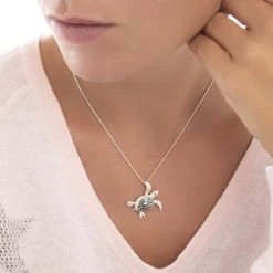 Moving Turtle Pendant -Silver Store P2755 02
